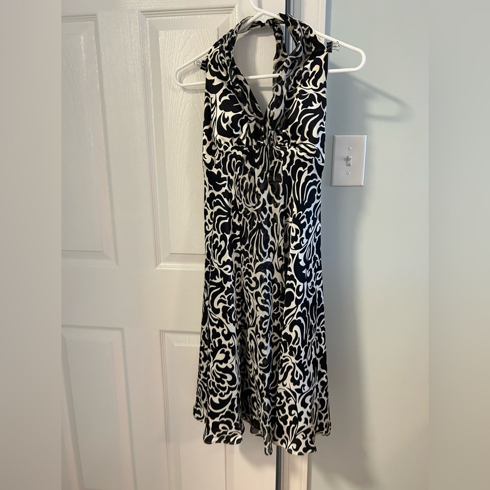 Elegant Black and White Patterned Dress